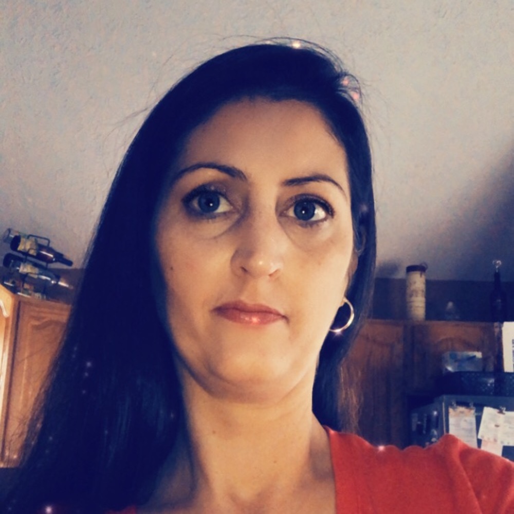 Meet your Posher, Holly